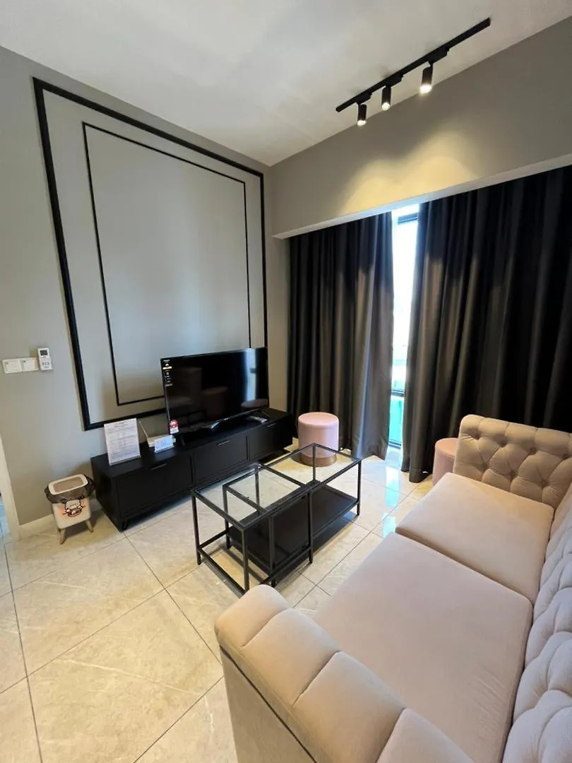 Bukit Bintang Axon Residences 3R2B 3Queens Beds Kuala Lumpur Malajzia